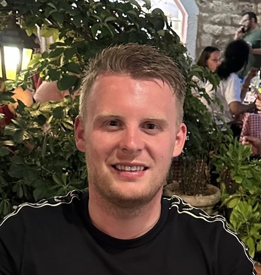 Portret van Jesse Ronckers, Adviseur Geo-informatie bij idverde.