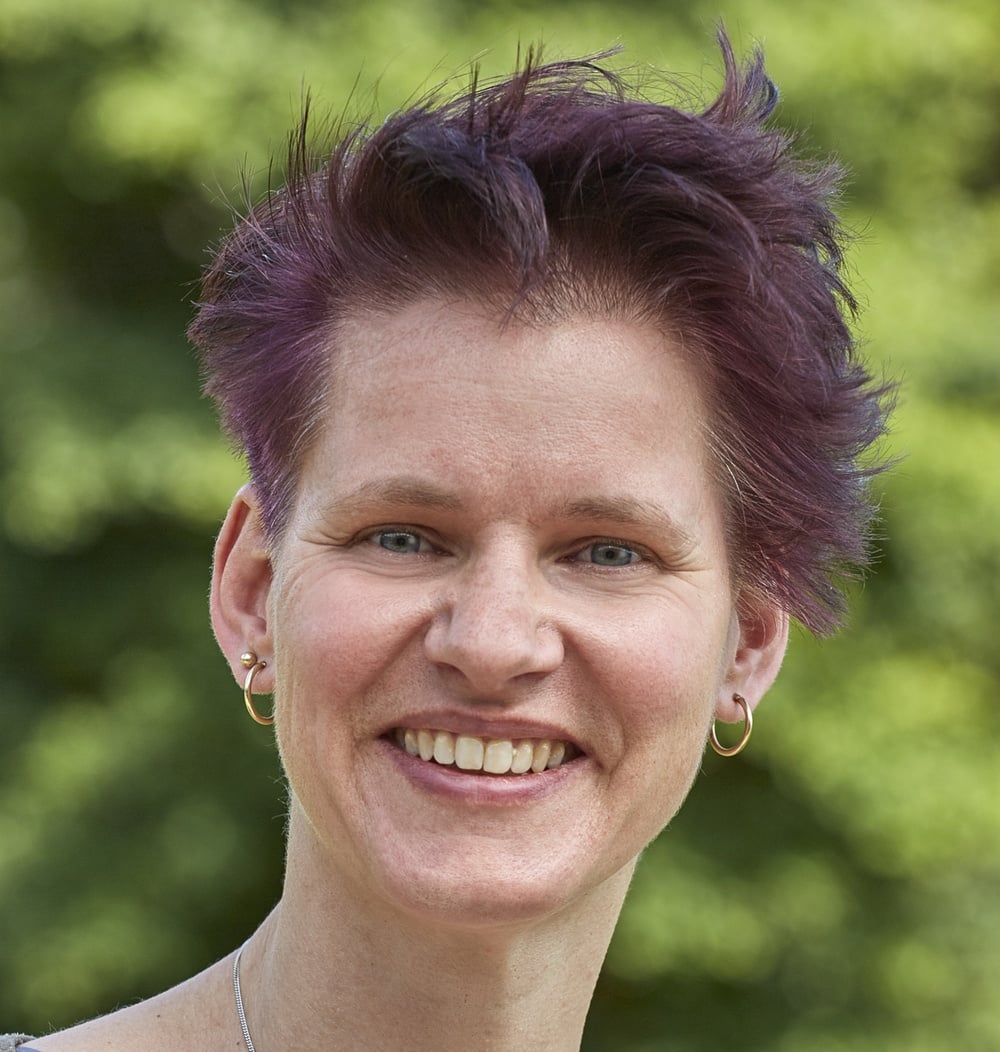 Portret van Miriam Spermon, senior adviseur Ontwerp & Inrichting bij idverde.
