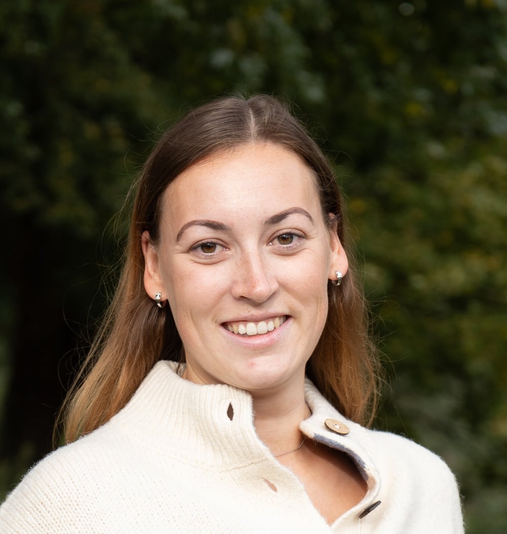 Portretfoto van Nina Pigmans, Adviseur Strategie & Beleid bij idverde.
