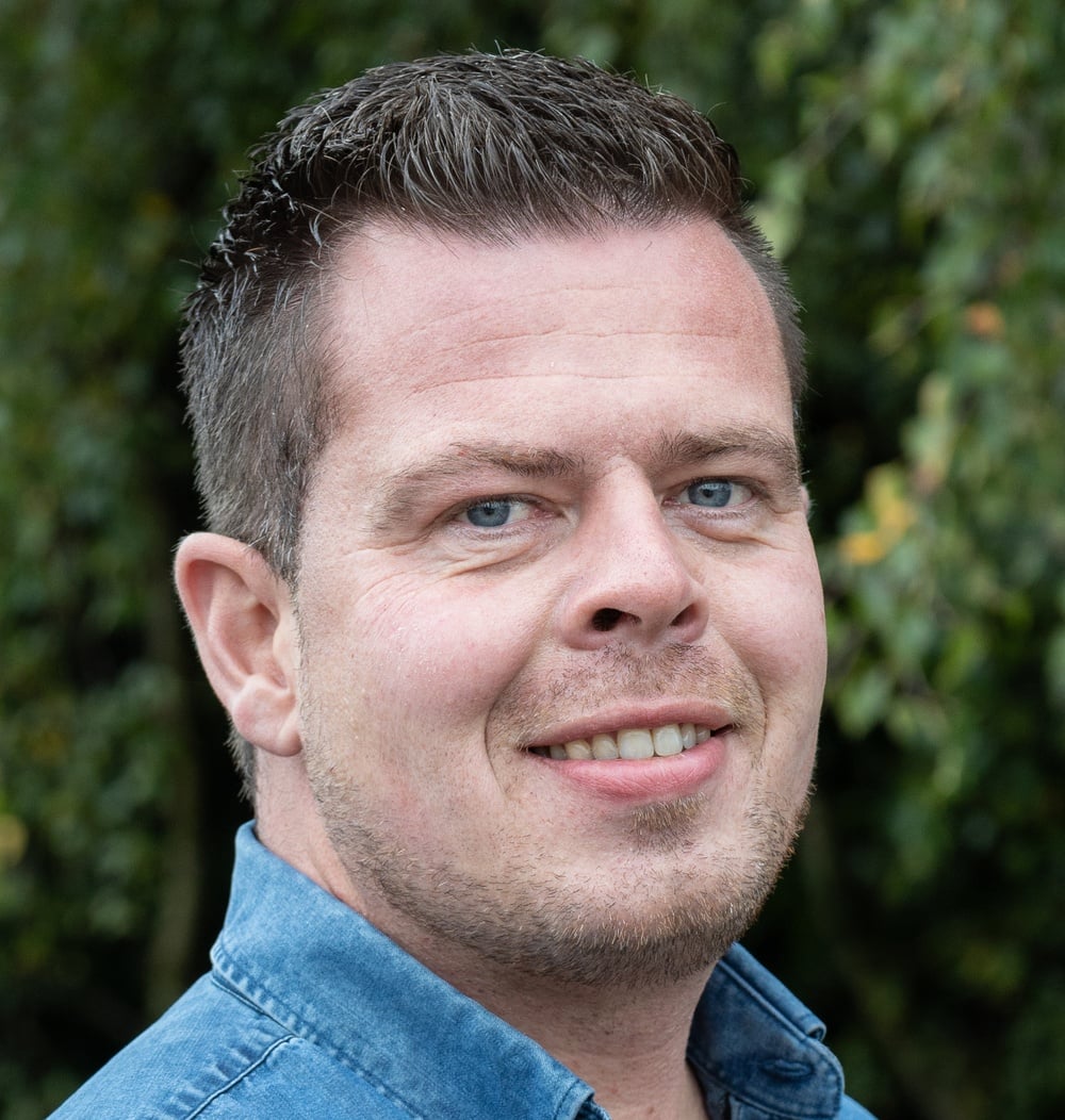 Portret van Pim Lage Venterink, productmanager Spelen, Bewegen & Recreatie bij idverde.