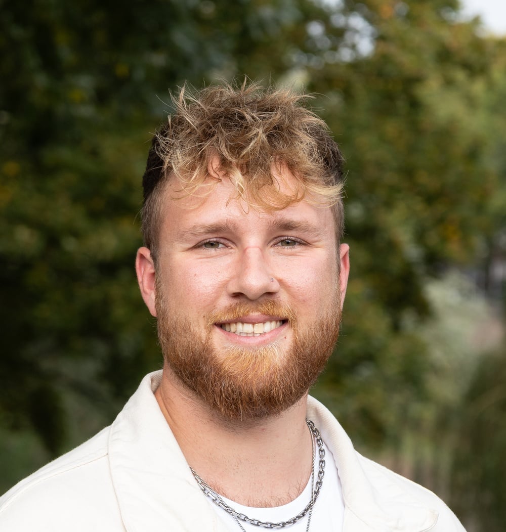 Portret van Yannick Pinckers, adviseur ecologie bij idverde.