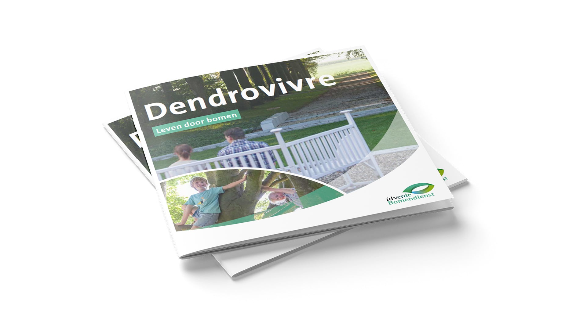 Brochure Dendrovivre van idverde Bomendienst met foto's van bomen, een parkbankje en spelende kinderen.